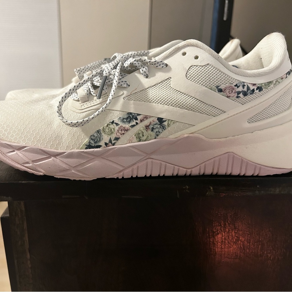 Reebok White Floral Women's Sneakers